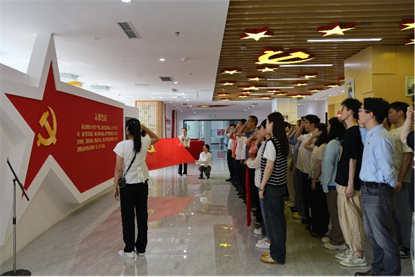 图片3.jpg 图片3.jpg