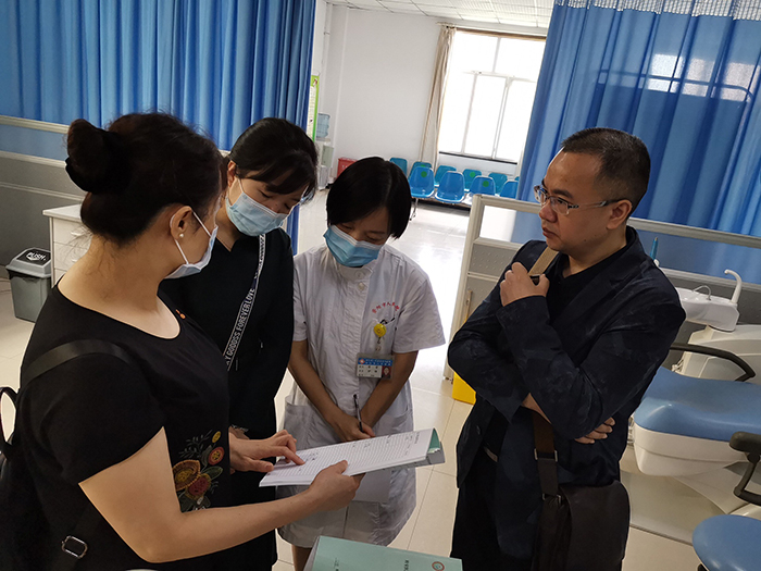 四川省口腔医疗质控中心专家赴资阳市开展口腔质控督查和院感培训1.jpg 四川省口腔医疗质控中心专家赴资阳市开展口腔质控督查和院感培训1.jpg