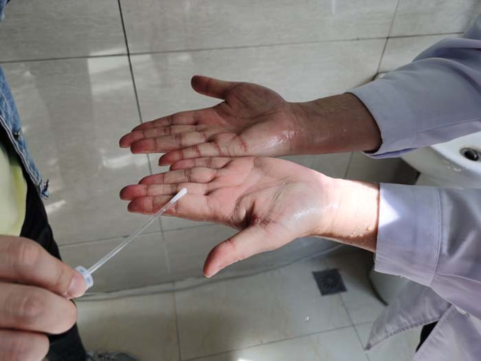 2 医务人员洗手情况.jpg 2 医务人员洗手情况.jpg