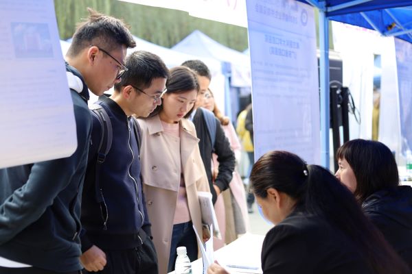图片 4 图片 4